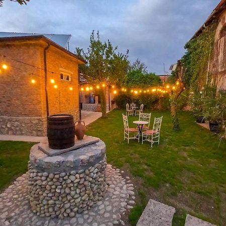Intown Guesthouse Shkoder Luaran gambar