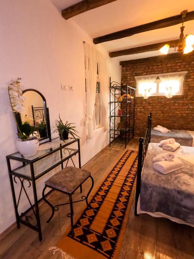 Intown Guesthouse Shkoder Luaran gambar