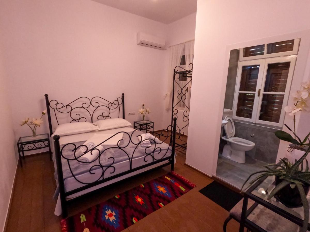 Intown Guesthouse Shkoder Luaran gambar