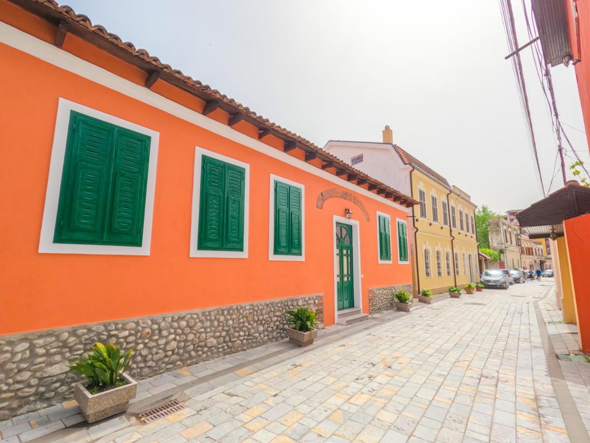 Intown Guesthouse Shkoder Luaran gambar