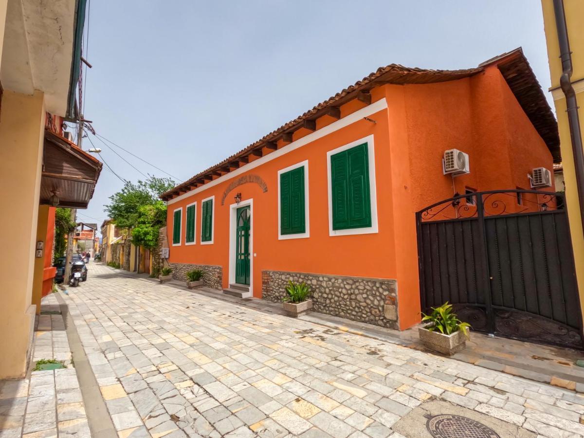 Intown Guesthouse Shkoder Luaran gambar