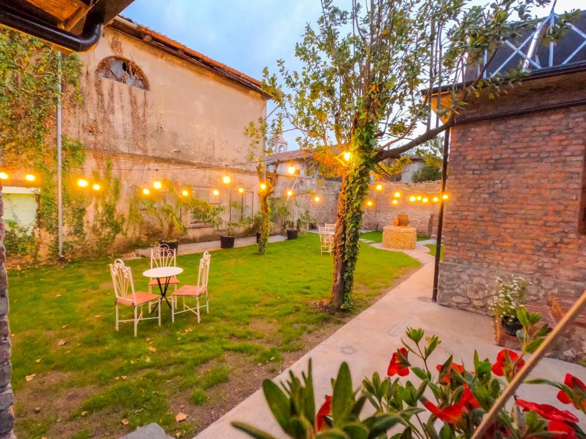 Intown Guesthouse Shkoder Luaran gambar