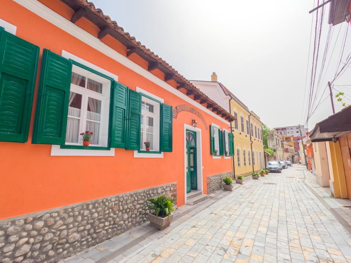 Intown Guesthouse Shkoder Luaran gambar