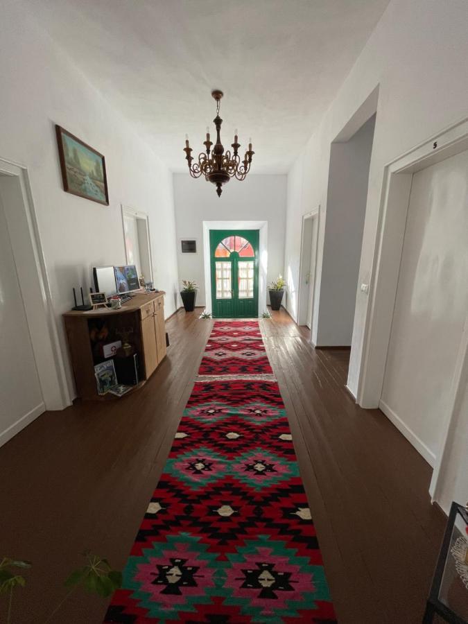 Intown Guesthouse Shkoder Luaran gambar