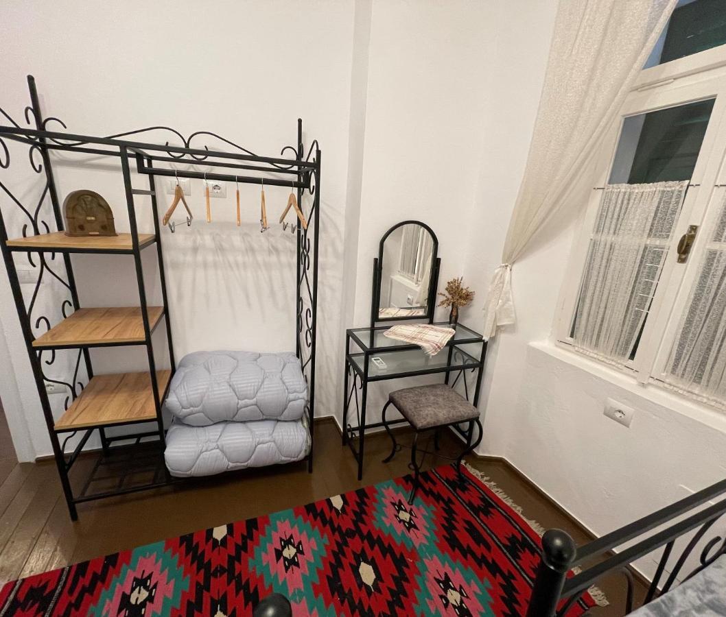 Intown Guesthouse Shkoder Luaran gambar