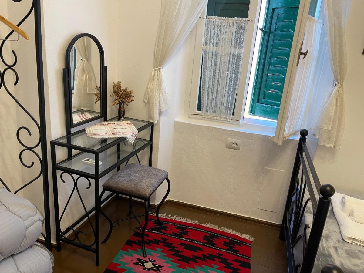 Intown Guesthouse Shkoder Luaran gambar