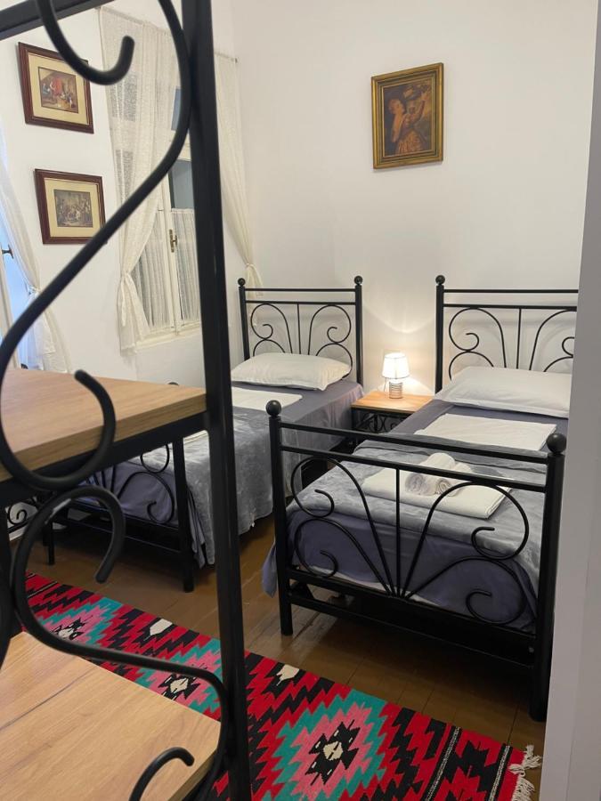 Intown Guesthouse Shkoder Luaran gambar